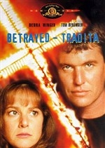 Copertina  Betrayed : tradita