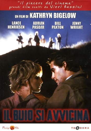Copertina  Il buio si avvicina